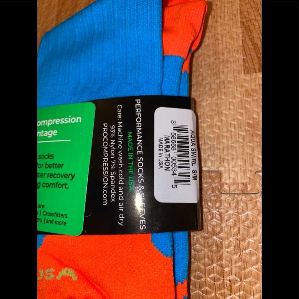 Pro Compression Socks! - Picture 3 of 4